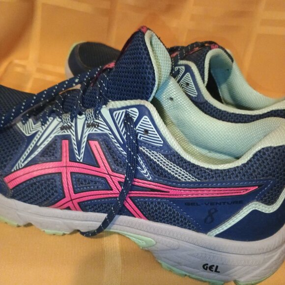 Asics Gel-Venture 8 trail running sho, size Womens 10 - Picture 4 of 4